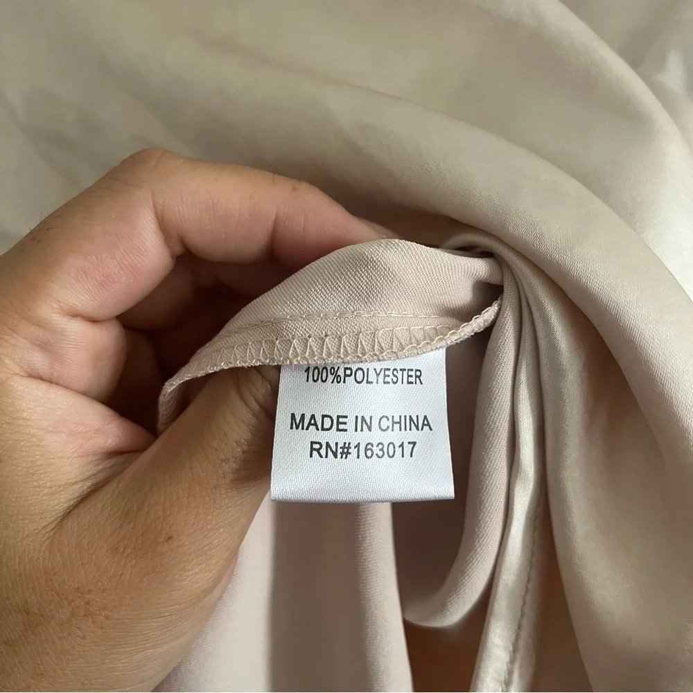 New Princess Polly Vintage vibes satin shirt in Champagne Size 0 - Picture 9 of 9